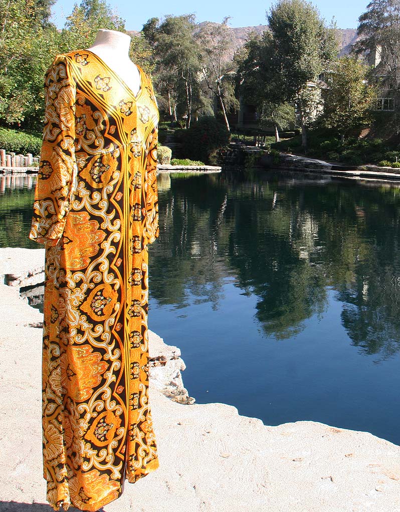Gold Paisley Long Shirt Front Middle Split