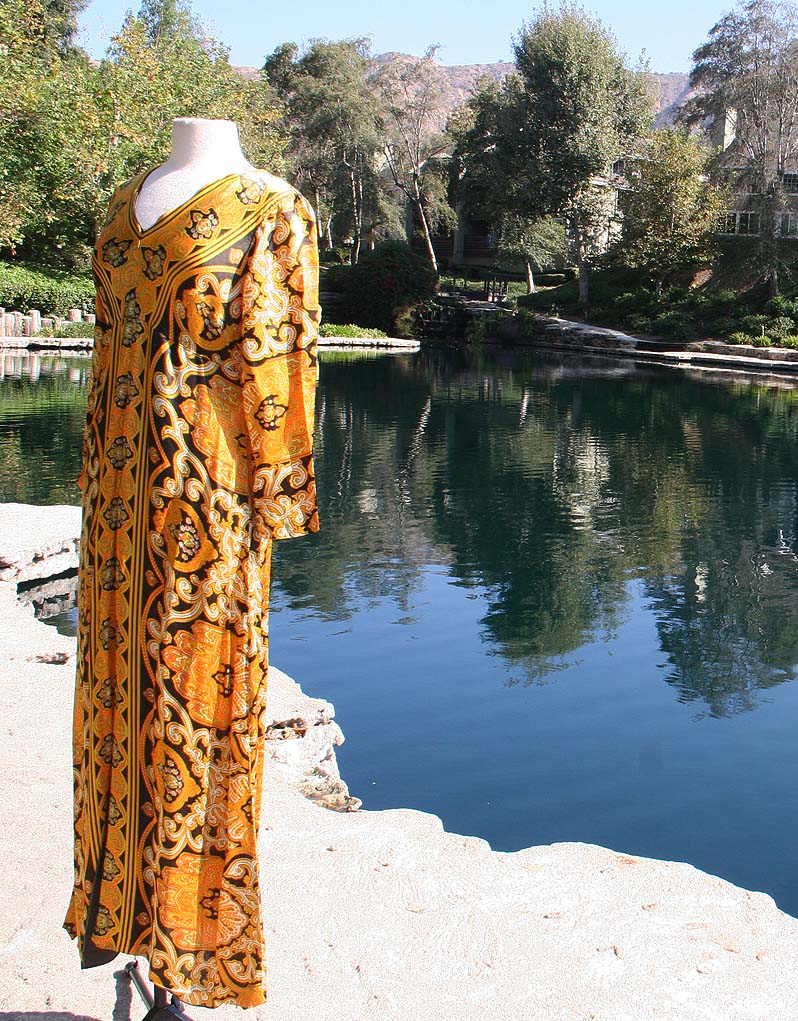 Gold Paisley Long Shirt Front Middle Split
