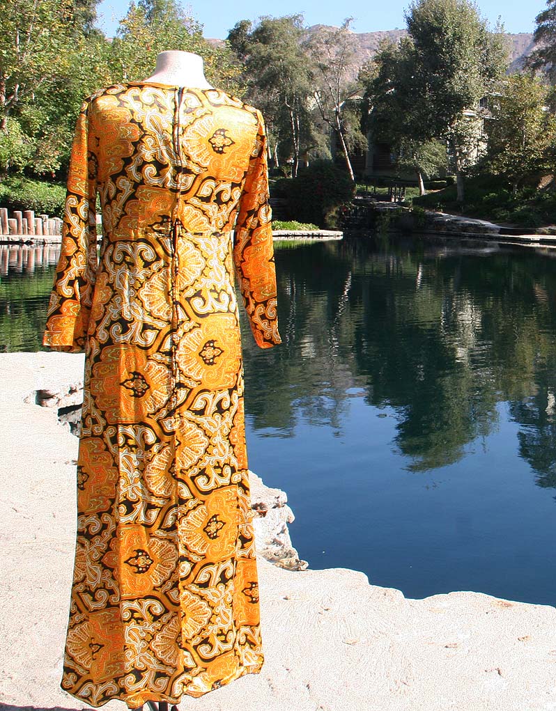 Gold Paisley Long Shirt Front Middle Split