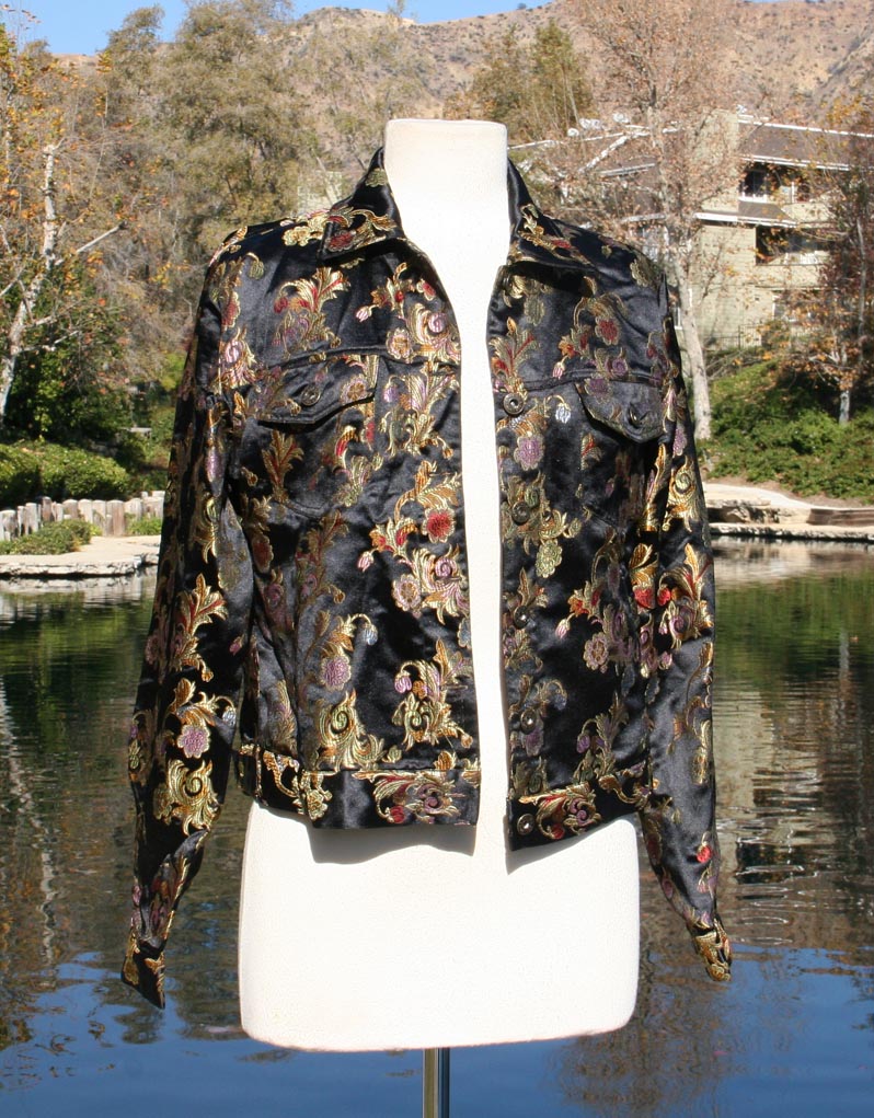 Black Gold Pasley Pattern Crop Jacket