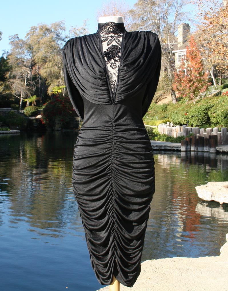 Black Lace Top Form Figured Strapless With Bottom Ruffles Dress